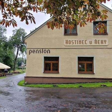Hostinec U Reky Hotel Ostravice Kültér fotó