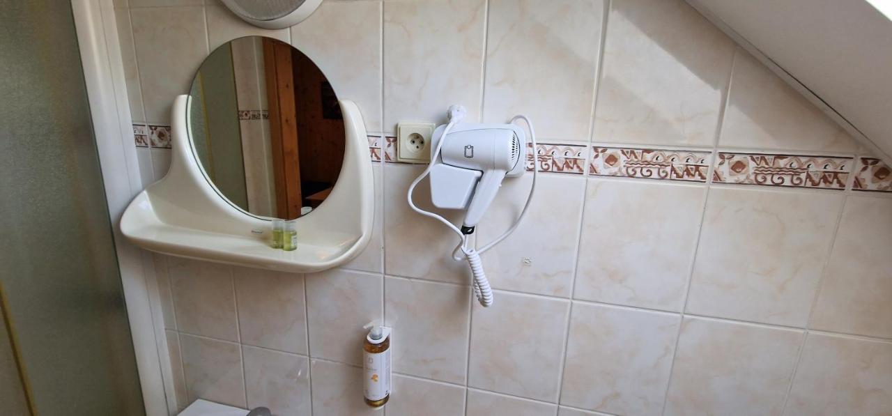 Hostinec U Reky Hotel Ostravice Kültér fotó