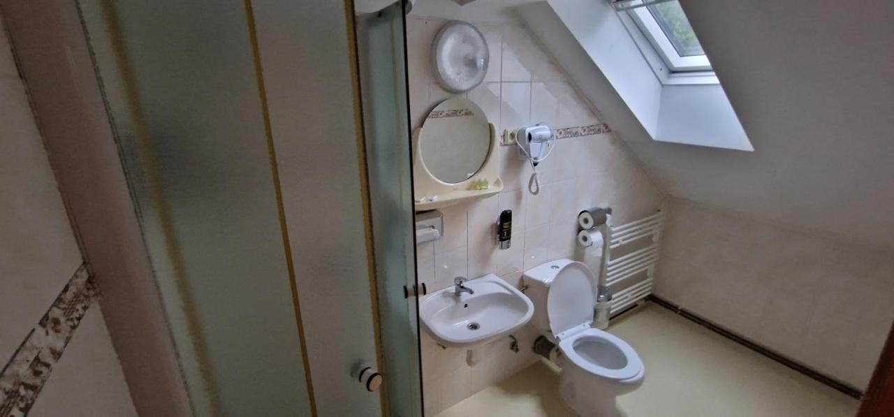 Hostinec U Reky Hotel Ostravice Kültér fotó