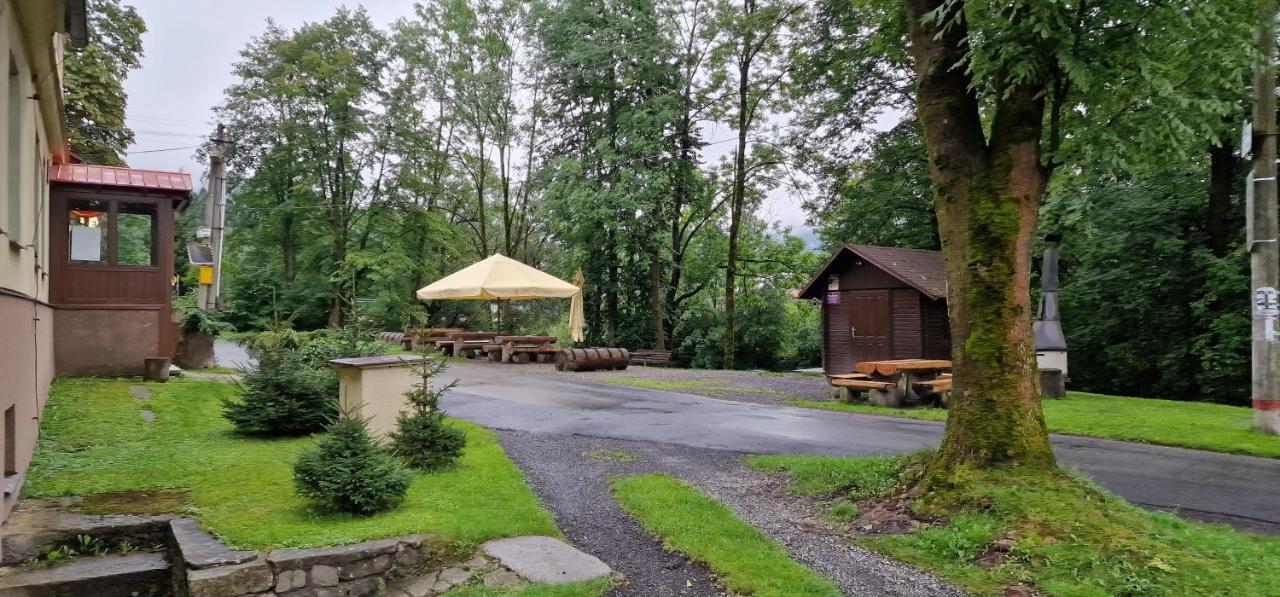 Hostinec U Reky Hotel Ostravice Kültér fotó