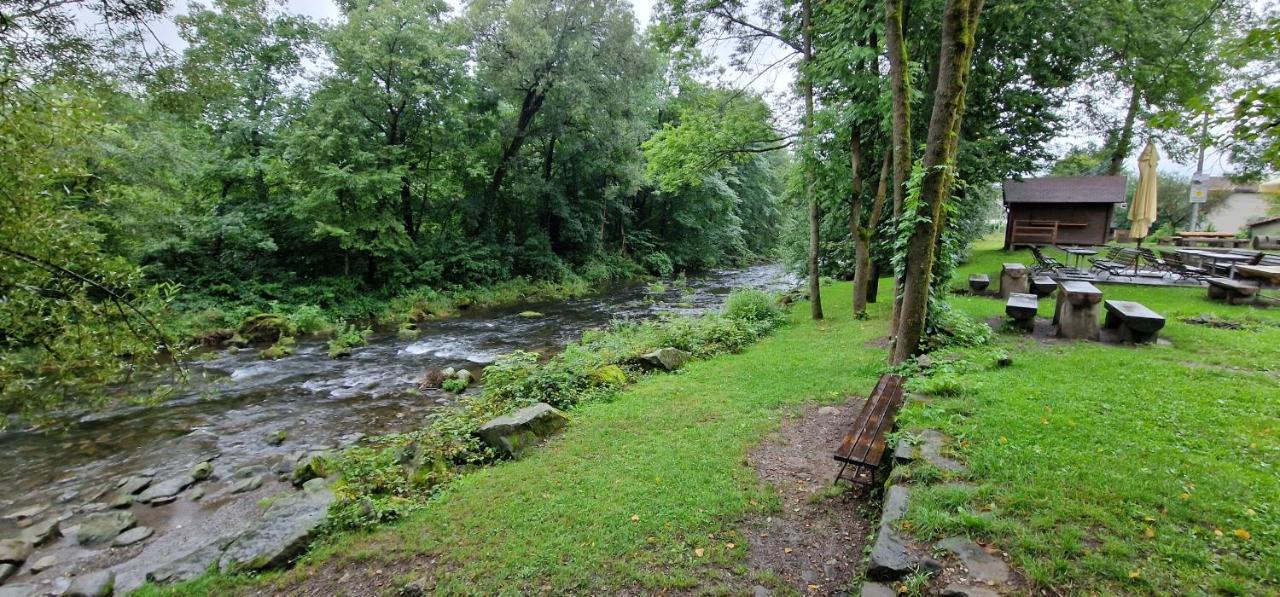 Hostinec U Reky Hotel Ostravice Kültér fotó