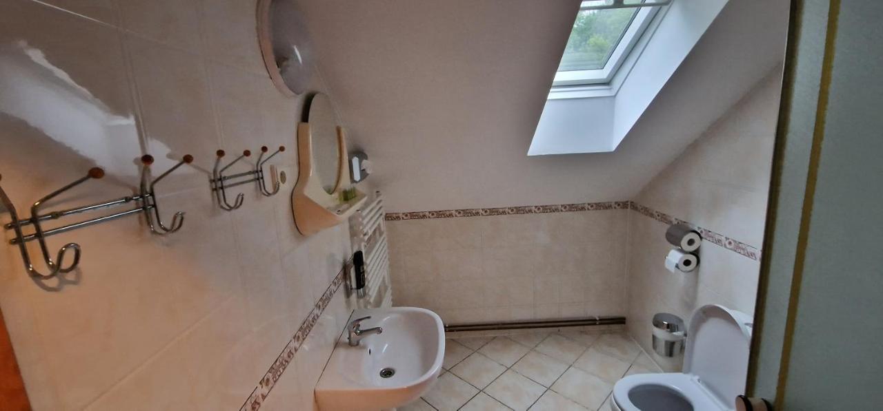 Hostinec U Reky Hotel Ostravice Kültér fotó
