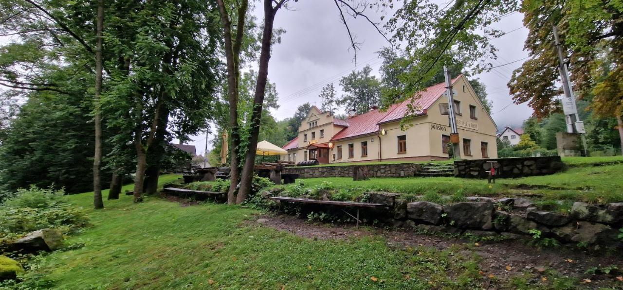 Hostinec U Reky Hotel Ostravice Kültér fotó