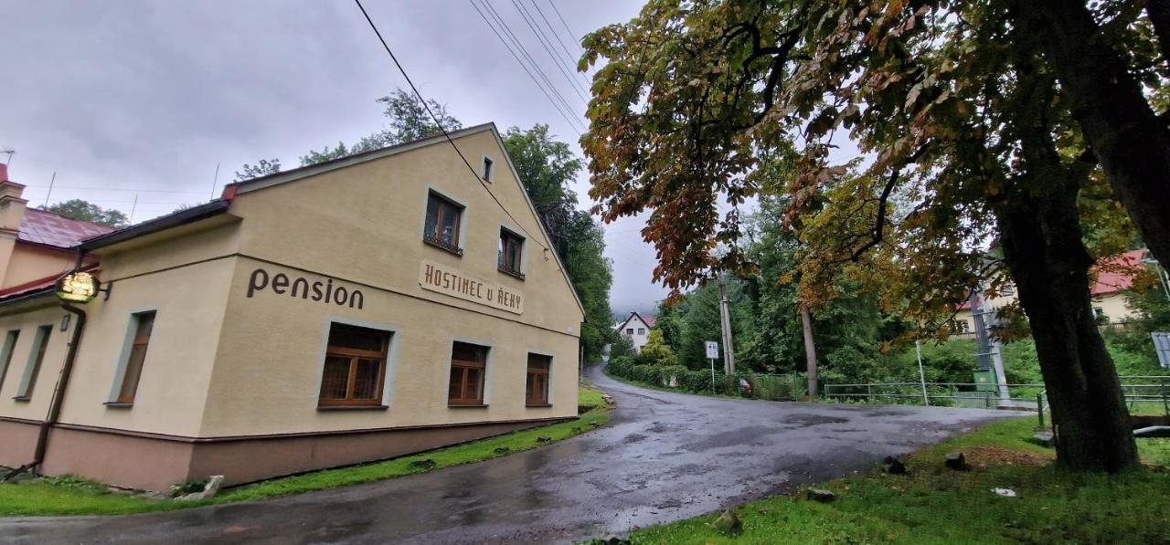Hostinec U Reky Hotel Ostravice Kültér fotó
